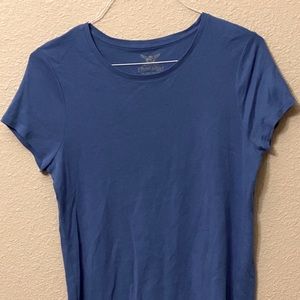 Woman’s short sleeved t-shirt